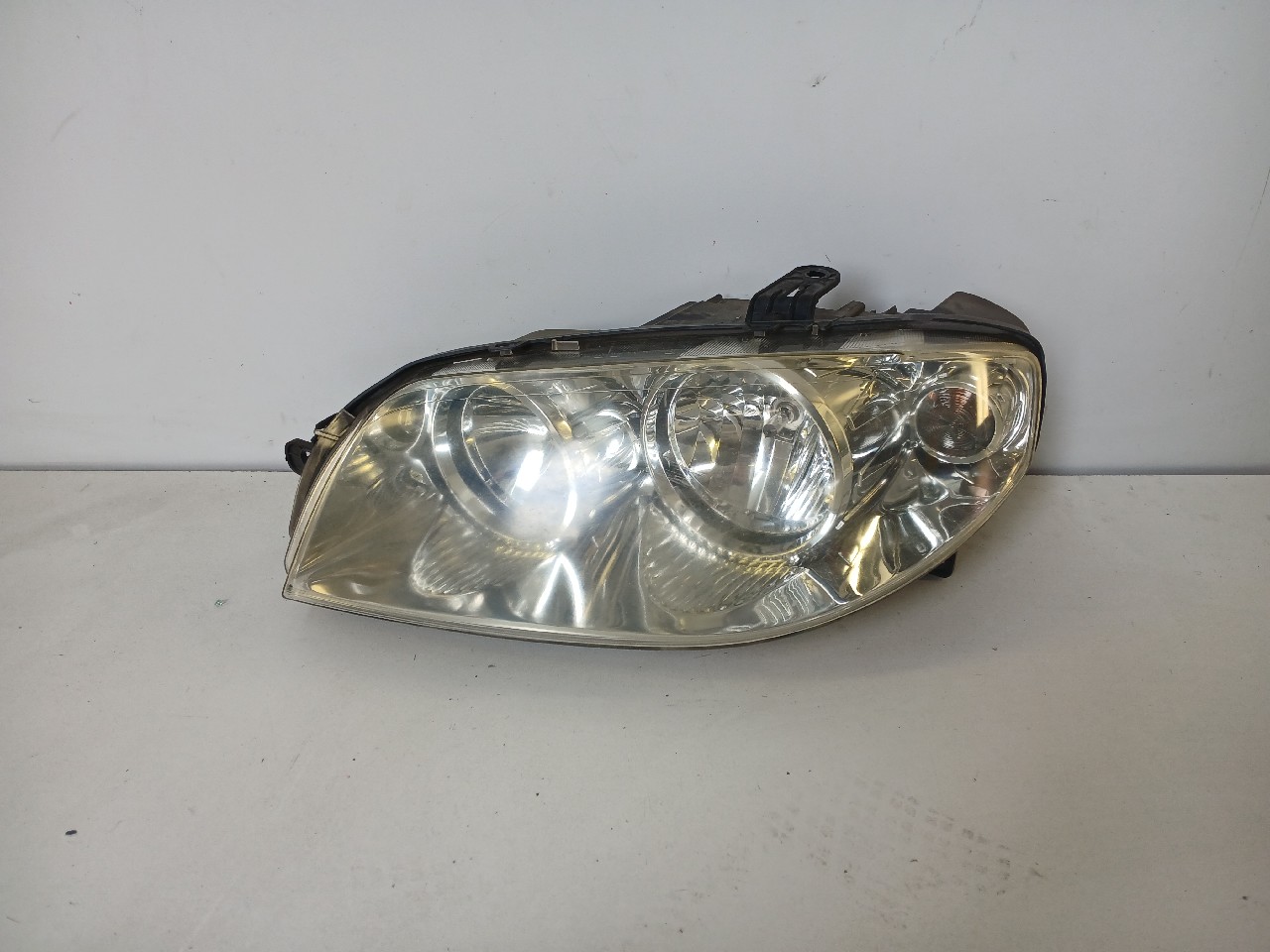 Faro ant sx FIAT PUNTO
