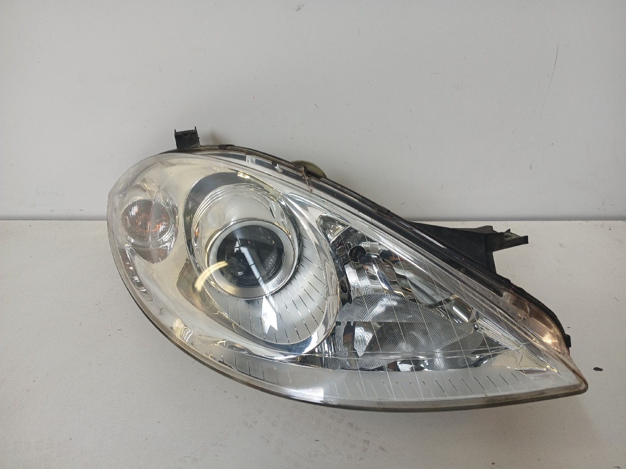 Faro ant dx MERCEDES CLASSE