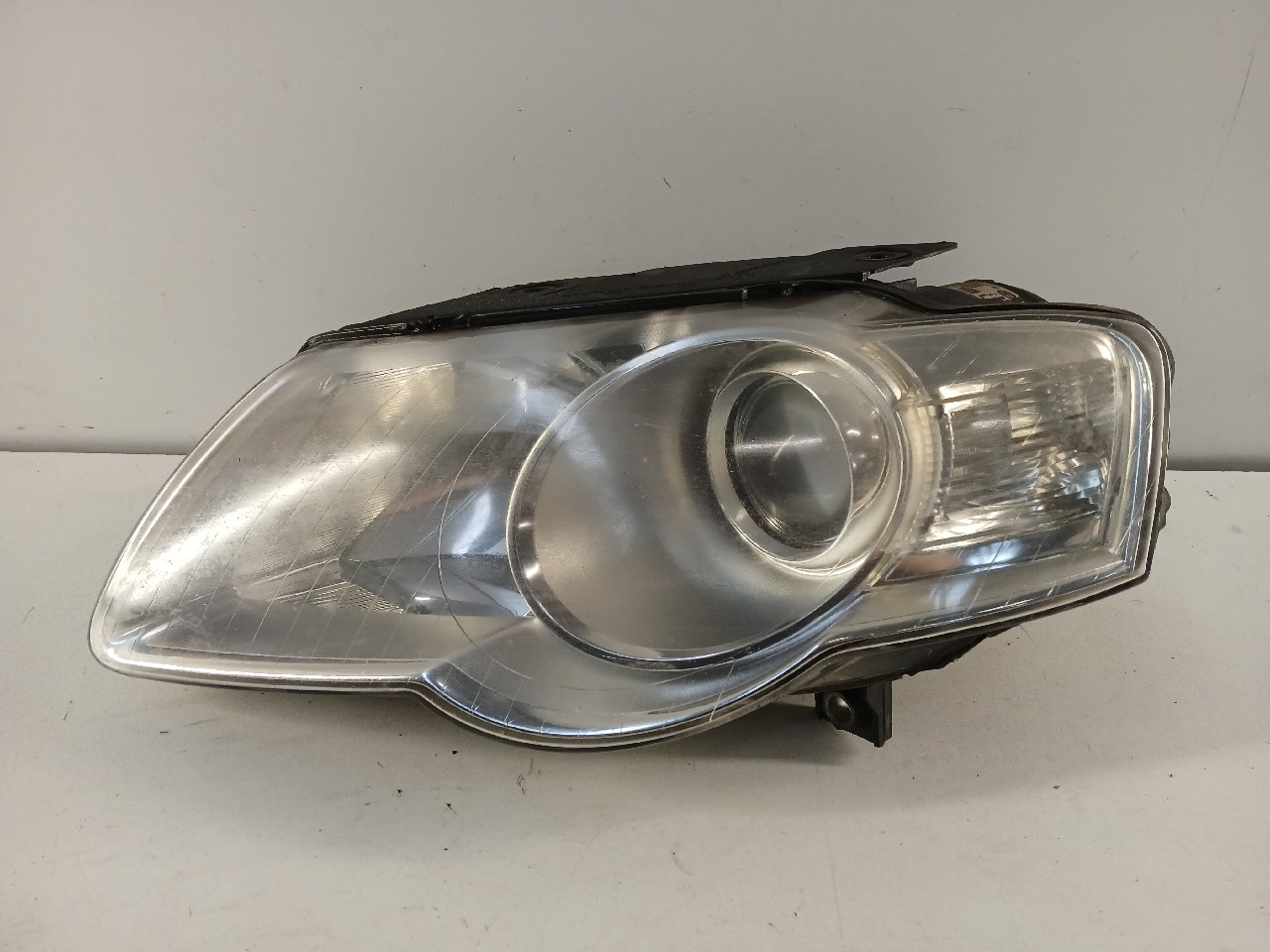 Faro ant sx VOLKSWAGEN PASSAT