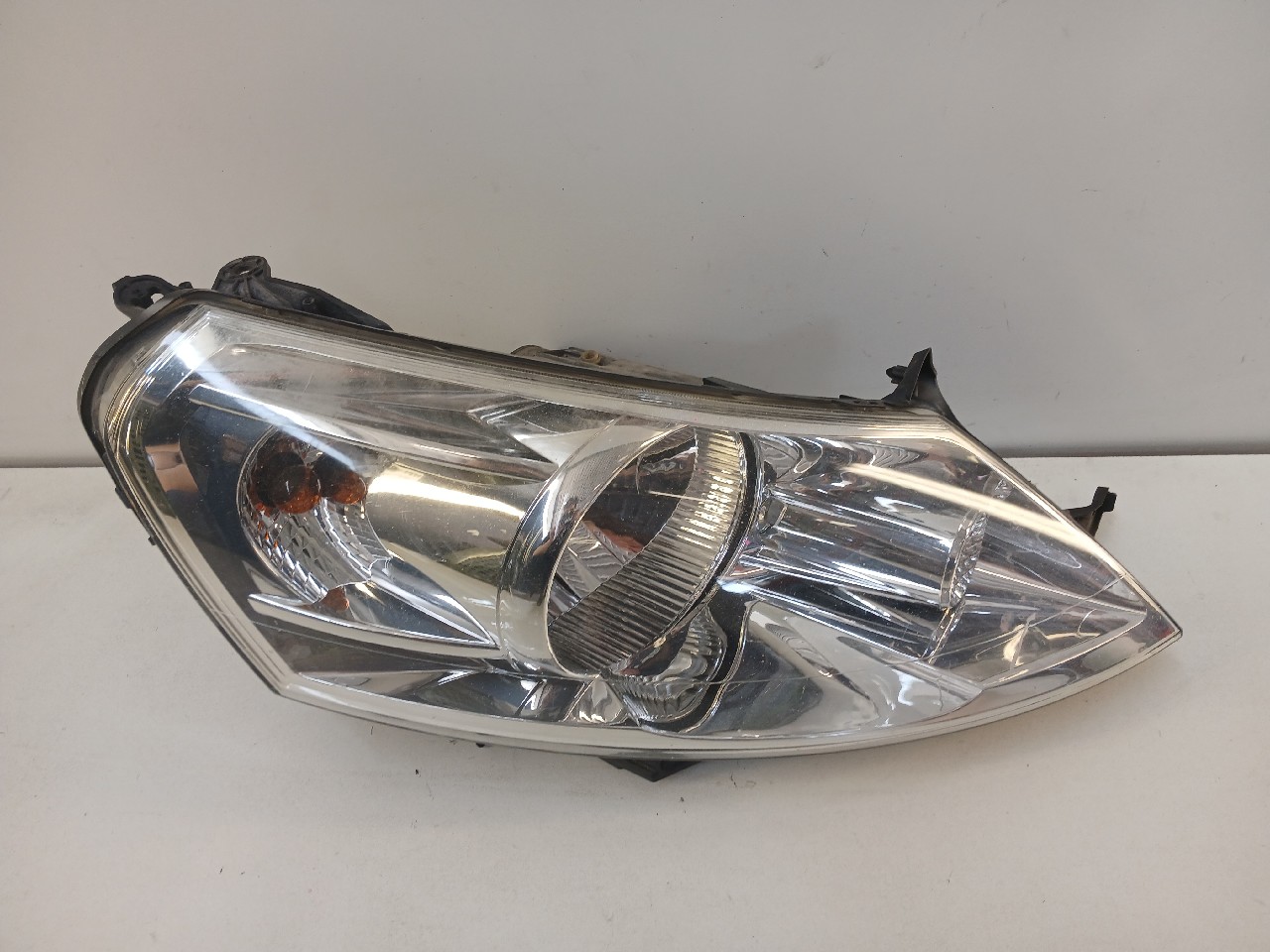 Faro ant dx TOYOTA SCUDO