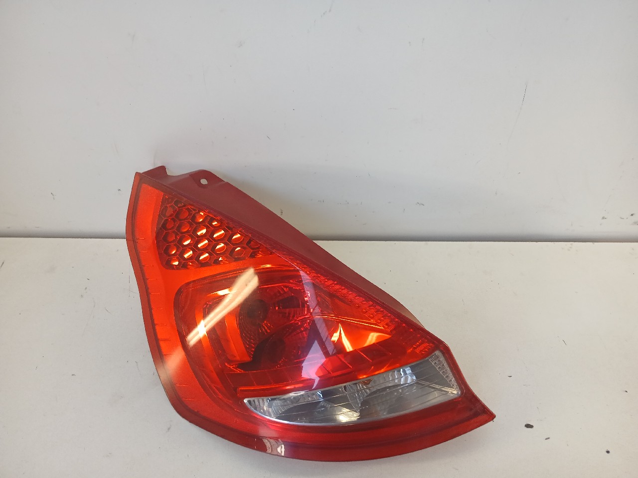 Fanale post sx FORD FIESTA