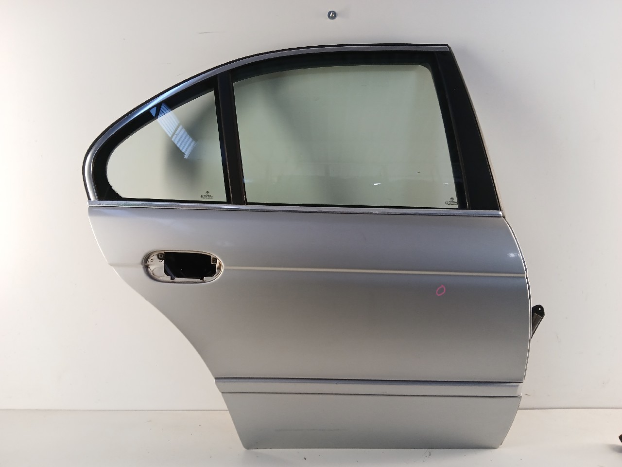 Porta post dx BMW 5