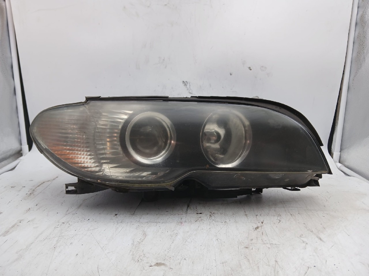 Faro ant dx BMW 3