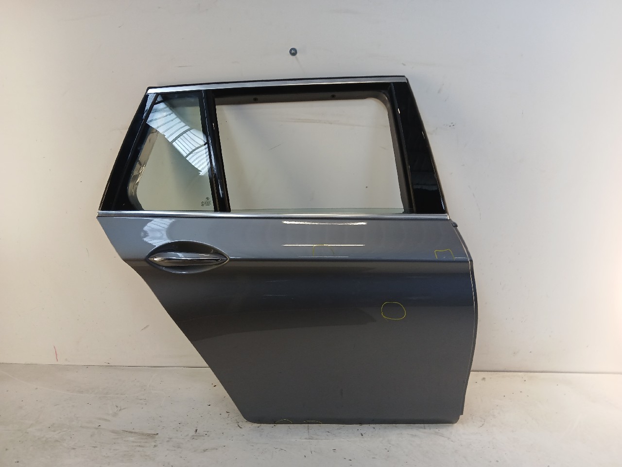 Porta post dx BMW 5