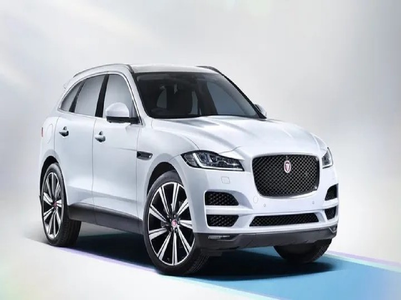 Auto completa JAGUAR F-PACE